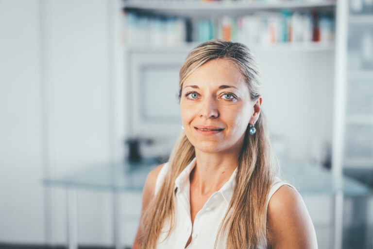 Dr. med. Vesna Klisanin, Innere Medizion, Hämatologie, Onkologie